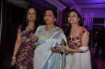 Asha Bhosle at Sunidhi Chauhan_s wedding reception at taj lands end in Bandra, Mumbai on 26th April 2012 (7).JPG